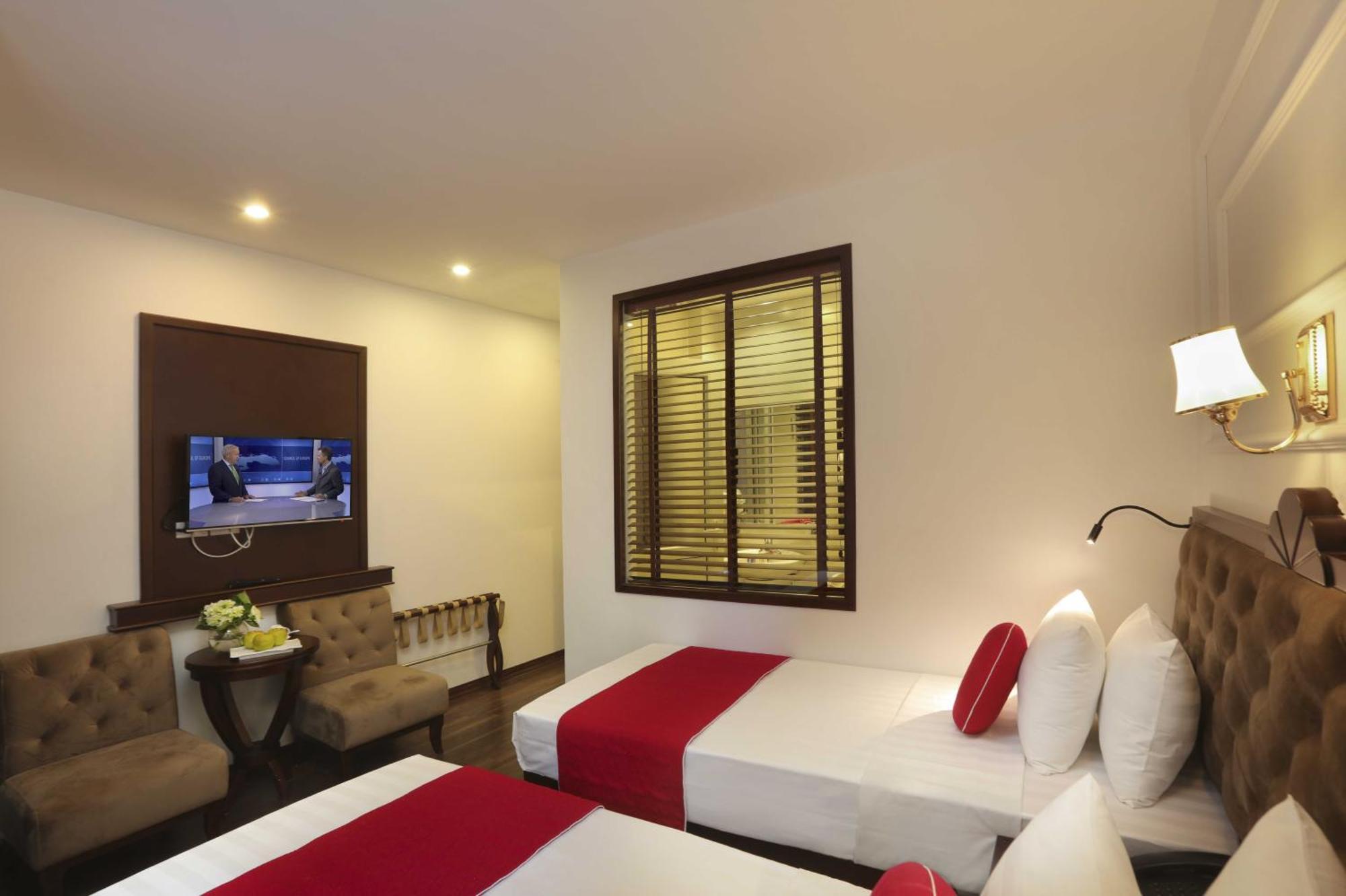 The Sinh Tourist Hotel & Travel Hanoi Zewnętrze zdjęcie